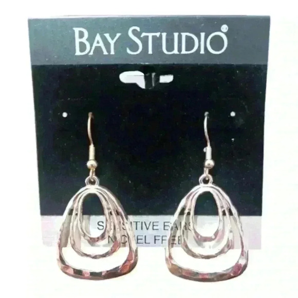 Bay Studio Jewelry - Silver dangly earrings